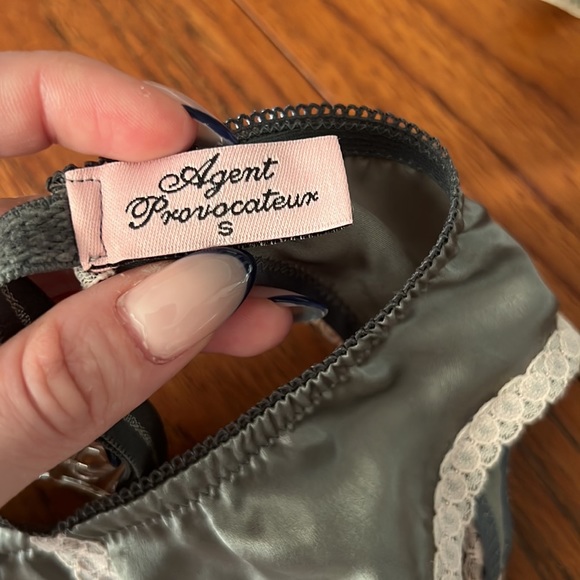 Vintage Agent Provocateur Full Set - Picture 13 of 14